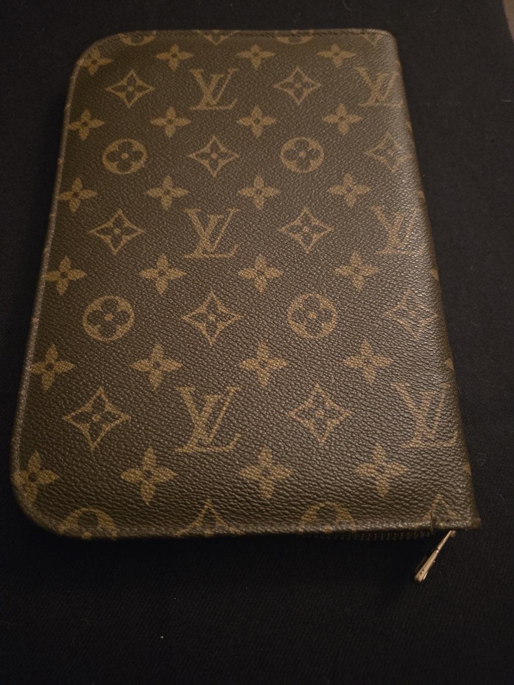 Louis Vuitton Authentic Monogram Zippered Travel Wallet/Agenda - Brown - Picture 5 of 6